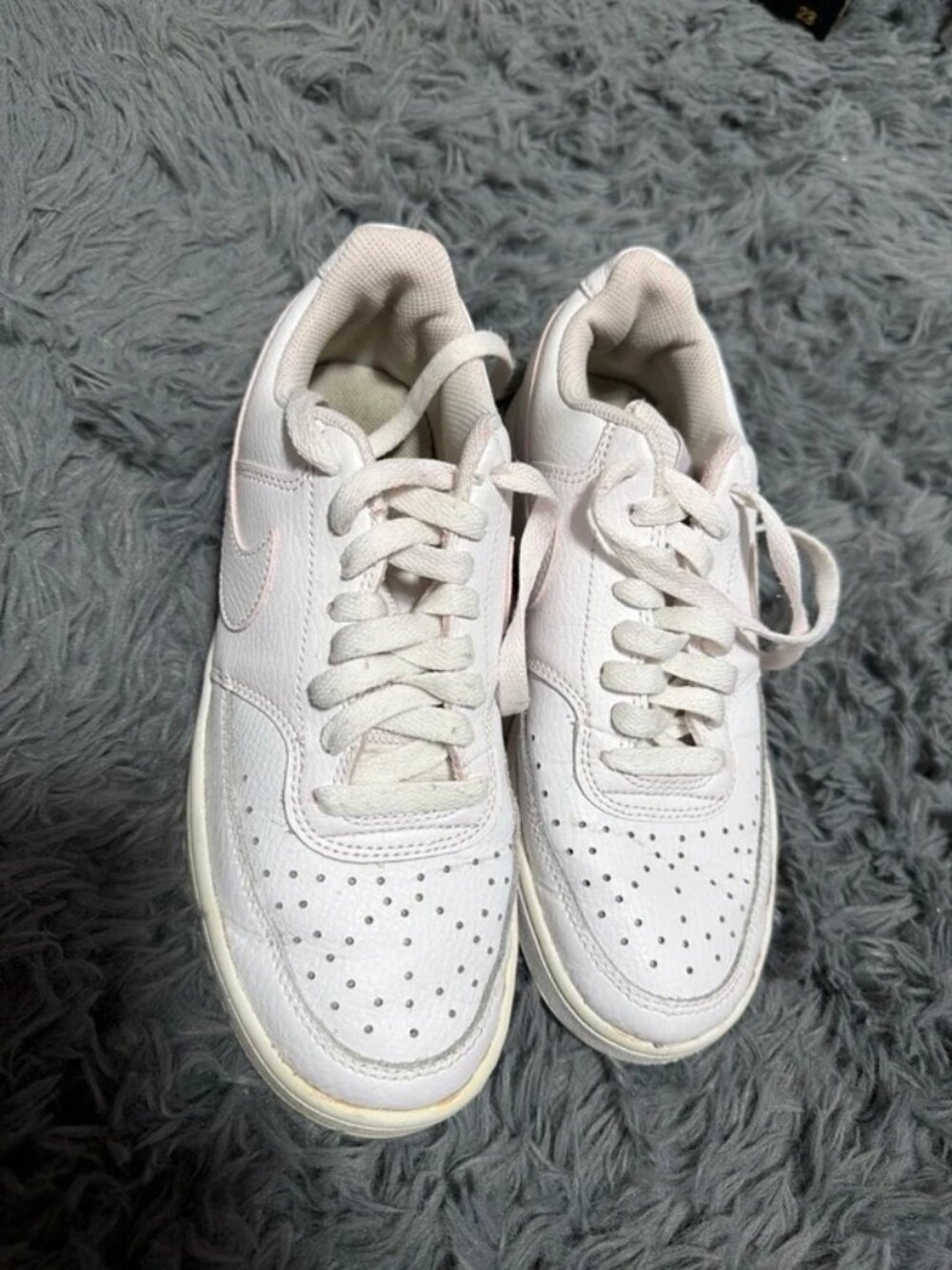 Nike 6.5 light pink white court sneakers